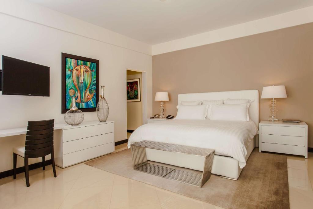 מתקני המלון