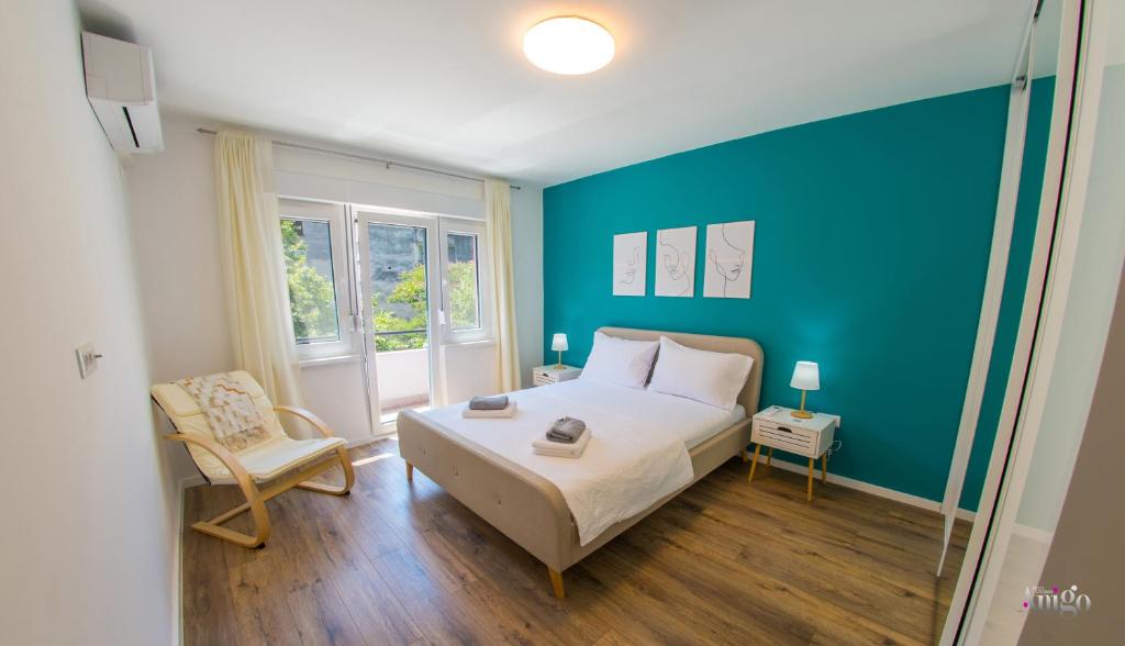 Apartment Dreaming In Color - 2