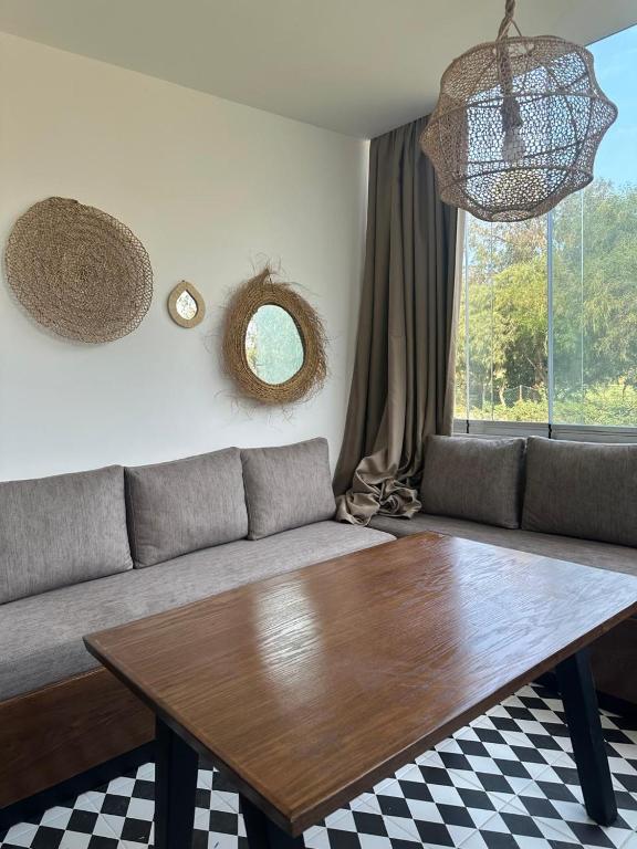 Green view & new decor, stylish new apartment!, Tetuán