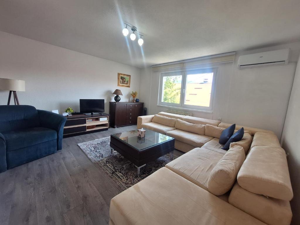 Apartment Sun Sarajevo - FREE garage, air conditioner in all rooms, garden - 1