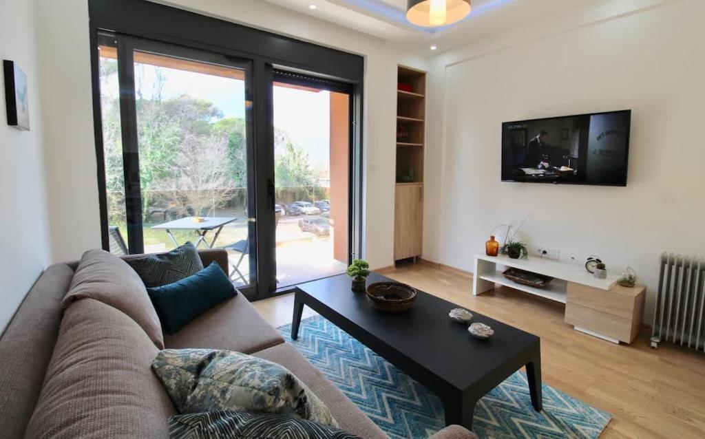 1bd Blue Paradise Apt in Tivat Center, Tivat