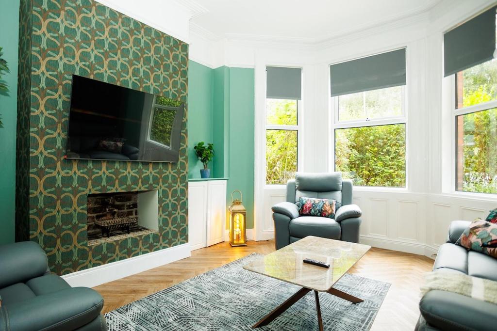 Raven Willow, Belfast