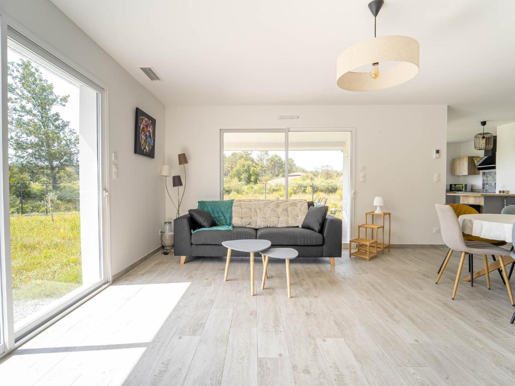 Villa moderne à Mimizan au cœur de la forêt - 1