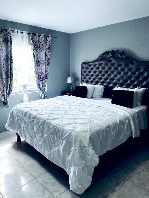 Hill View Villas, Bamboo