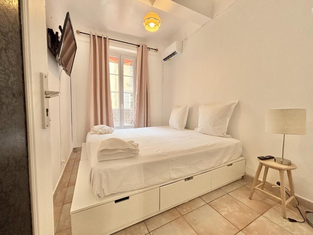 Cannes 2 Bedroom Apartment - 19JDR2 - 4