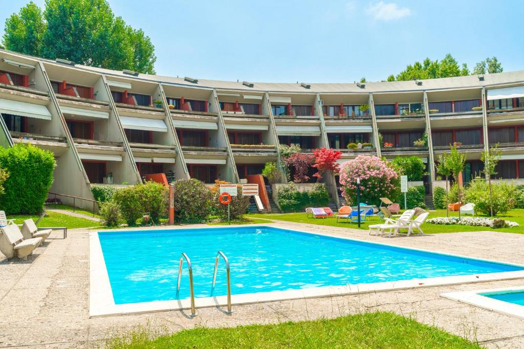 Arena sul lago & piscina - 1