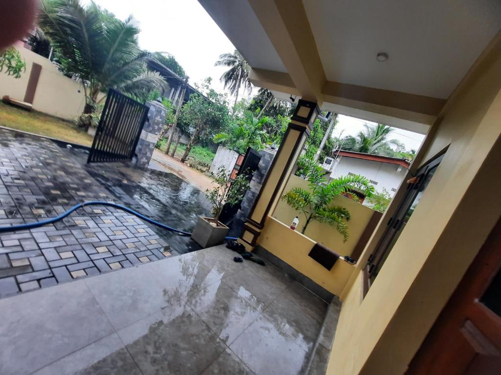 iway Jaffna, Jápané