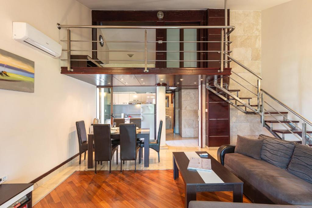 Sunny City Centre Suite - 4