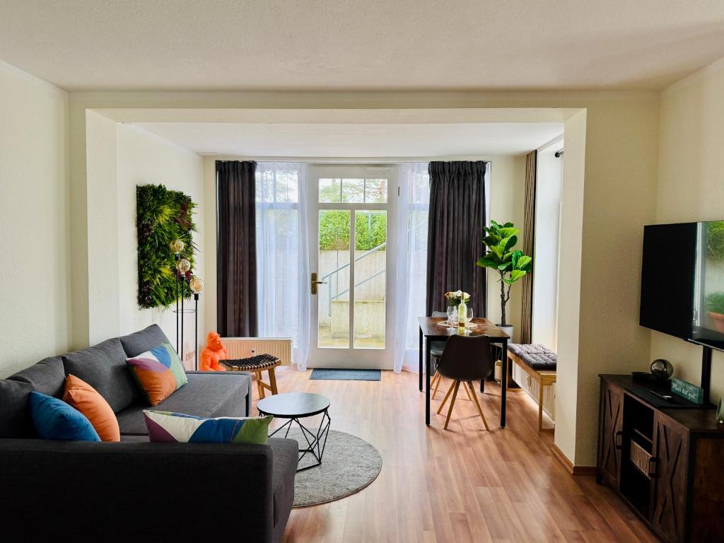 Strandstudio 19, Exklusive Wohnung, erste Reihe, Strand, Kamin, Binz