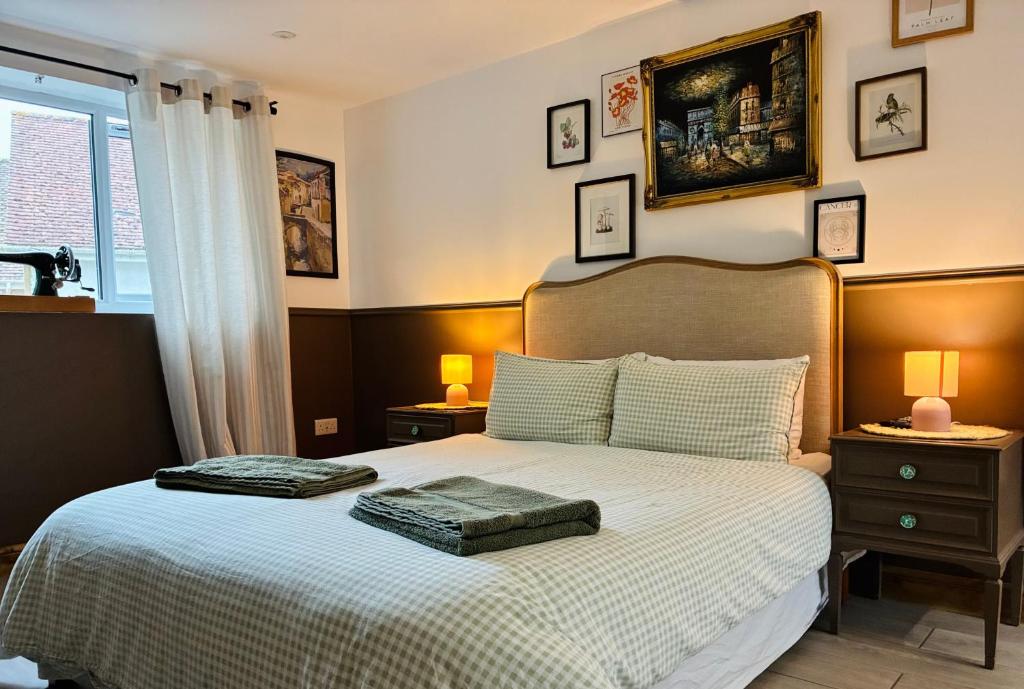 South Downs Haven nr Petersfield and Goodwood, Buriton