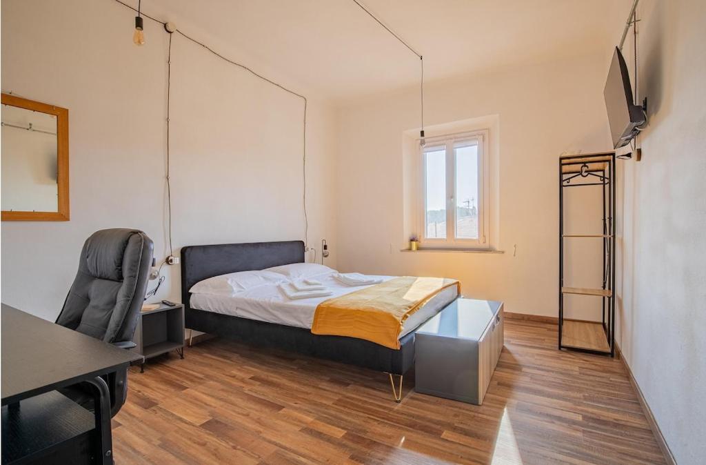Leaning Tower Cozy 3 Bedroom Holiday Home - 5