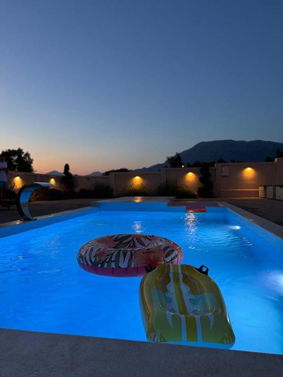 Apartment Complex with Pool in Bar, Montenegro - 2