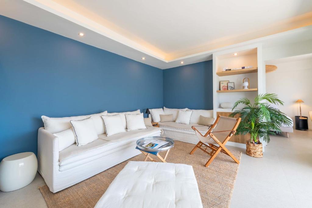 2-Br Apartment with Terrace & Sea View Palm Beach Cannes - 5