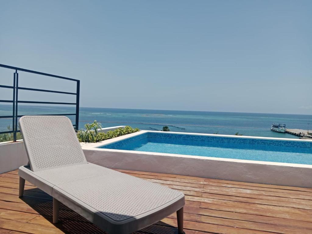 Turix 103, Puerto Morelos