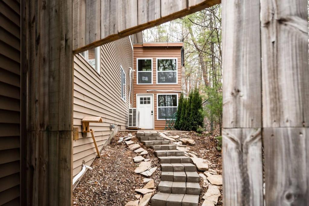 Tiny Loft - Spider Lake - Sandy Beach - SUP Rental, Traverse City