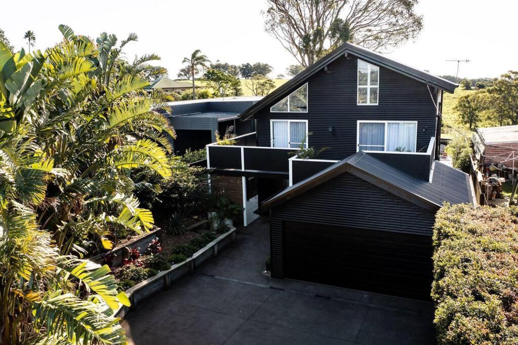 Midnight at Milton, Milton