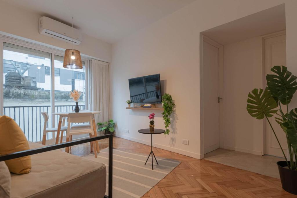 MOT Arenales 3700 Lux 1 Bd Alto Palermo - 3