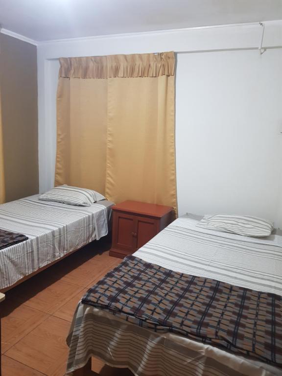 Habitación con doble cama privada en Talara centro - 1