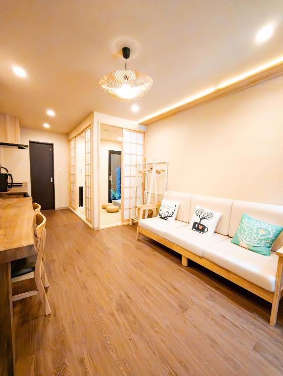 鶴見橋 旅居-Ryokyo, Ósaka