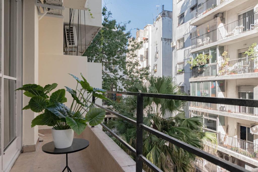 MOT Junin 1200 - 2 Bd in Recoleta - 5