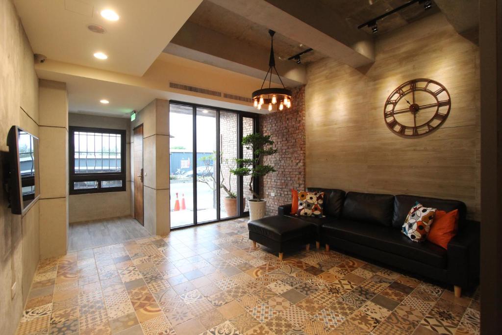 mz1090 Bed and Breakfast