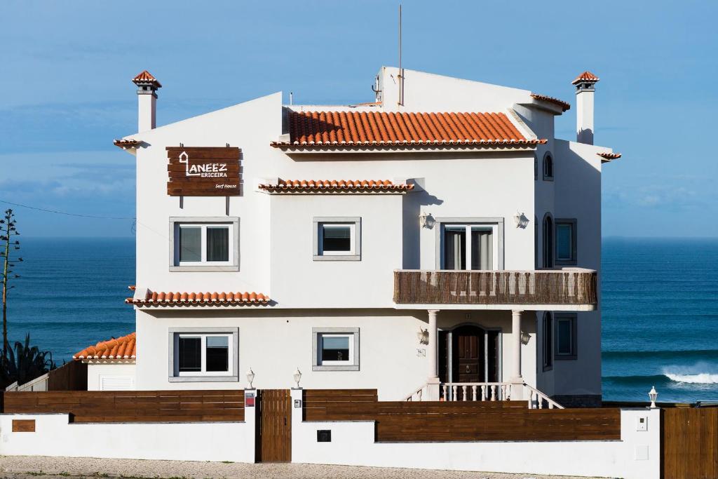 Laneez Ericeira Surf House photo