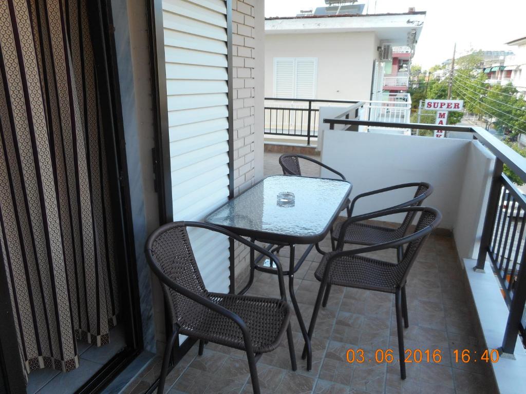 Dimitra's Apartments photo