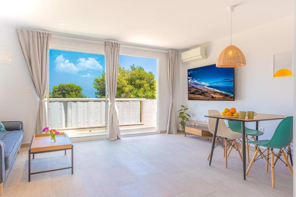 Great Top Apartment: Sea views, terrace and pool - 1