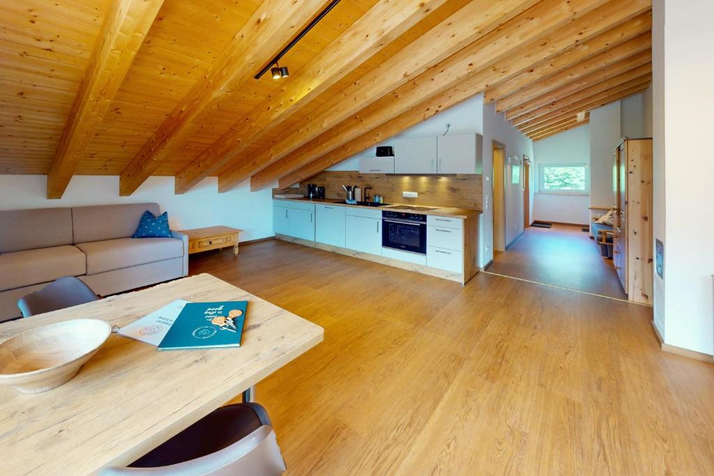 StoaNest - Wetterstoa, Garmisch-Partenkirchen