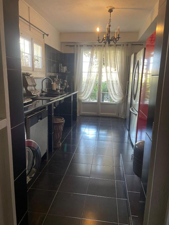 Beautiful 2 bedroom apartment - 2
