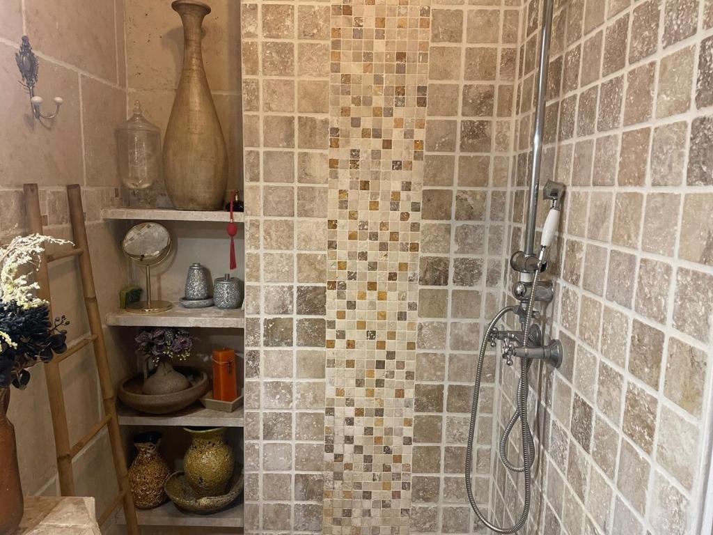 Beautiful 2 bedroom apartment - 5