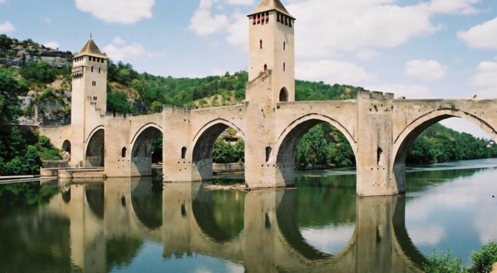 T3 meublé central à Cahors - 4