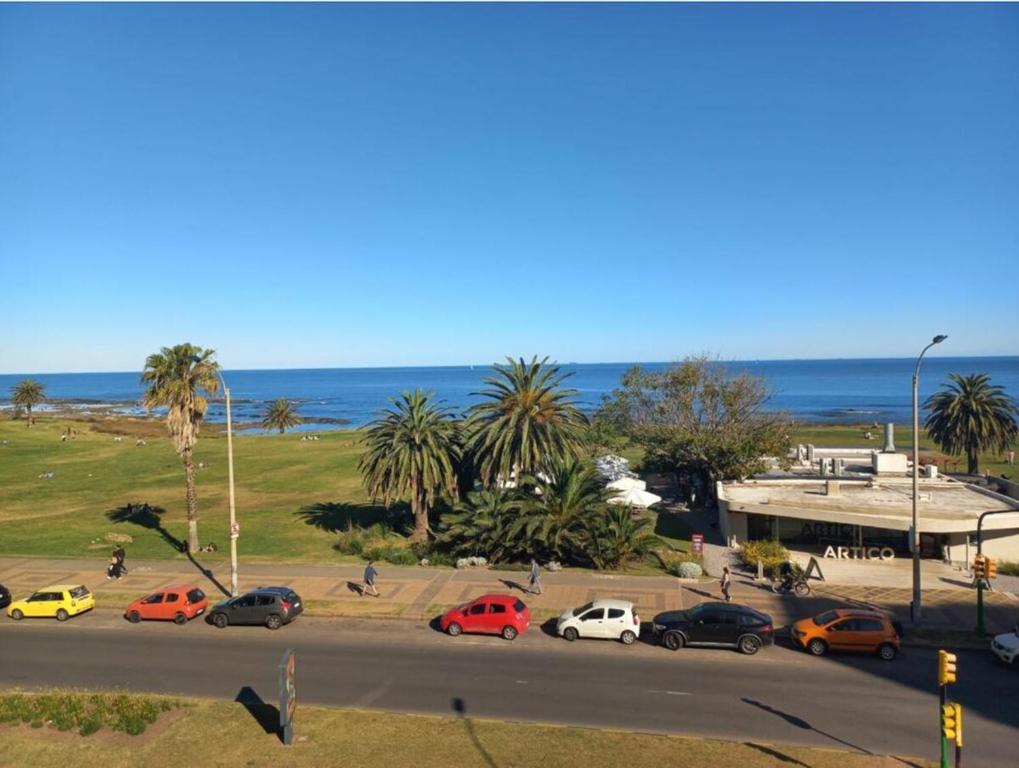 Sea Front 3 bedroom Apartment in Punta Carretas - 1