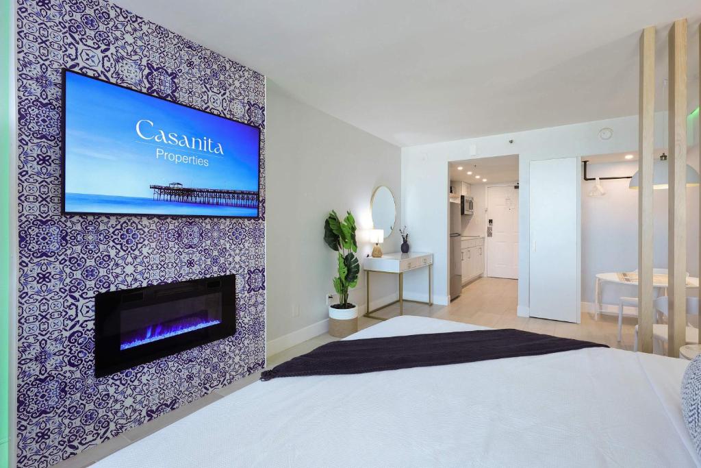 Suite Spot by Casanita - Oceanfront Designer Suite, Myrtle Beach