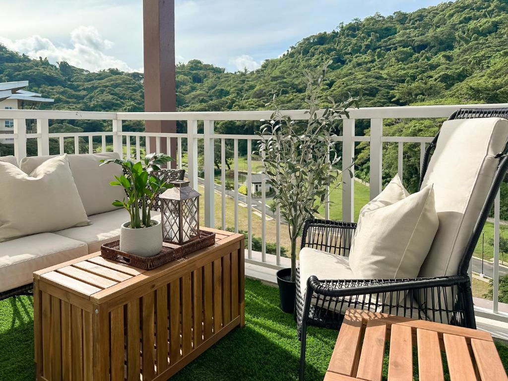 Balcony/terrace, Yugen Suites at Pico De Loro in Nasugbu