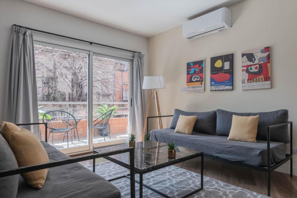 MOT SohoGlam 'B' - 2 Bd with Balcony - 2
