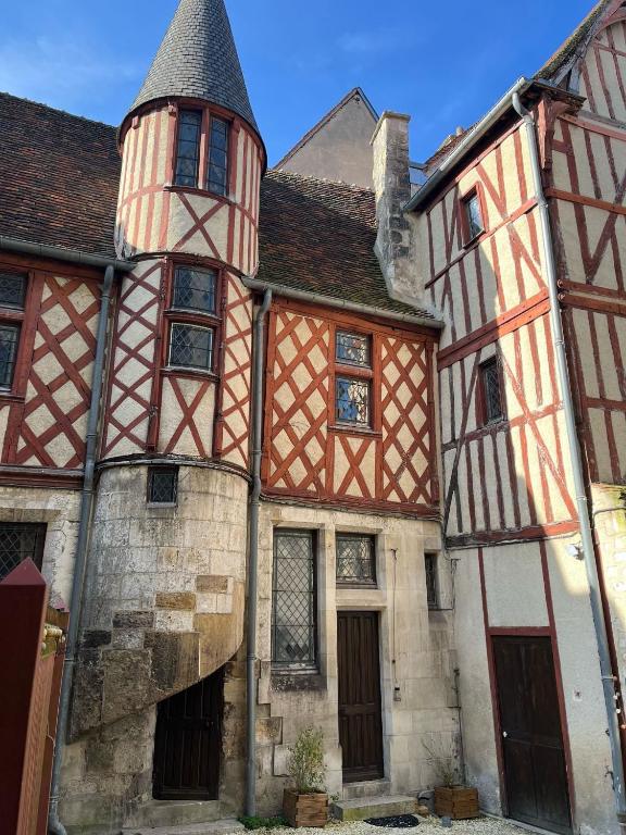 2 Grandes chambres - Centre Historique - Fraîcheur assurée - 3