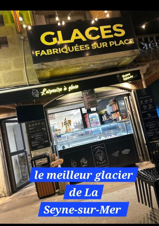 Rêves bleus, T2 proche plage des sablettes, Clim, Wifi, Place de parking - 4