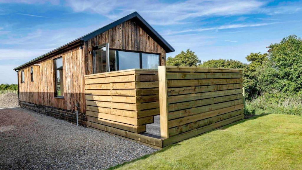 Whitemills Wake and Aqua Park Lodge Six, Richborough