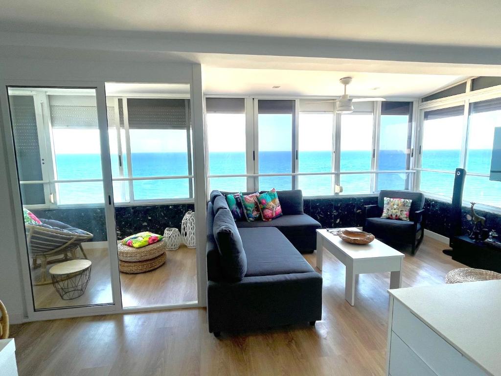 Apartamento duplex FAMILIAS a primera linea en Playa de Gandia - 2