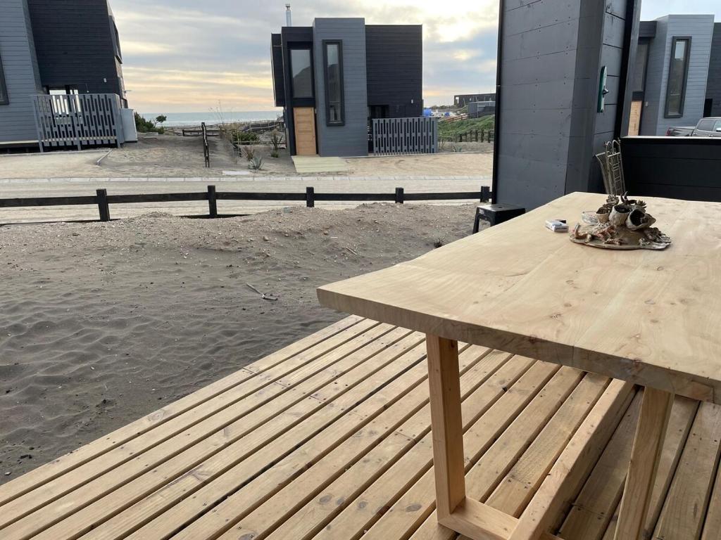 Cozy by the sea - satellite internet - 5