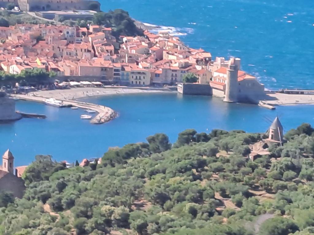 Logement 50 m de la plage Arrivée et Départ Autonome - 5