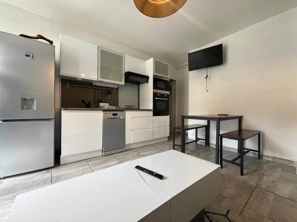 Appartement lumineux 2 pièces avec parking, idéal pour séjour en montagne - 3