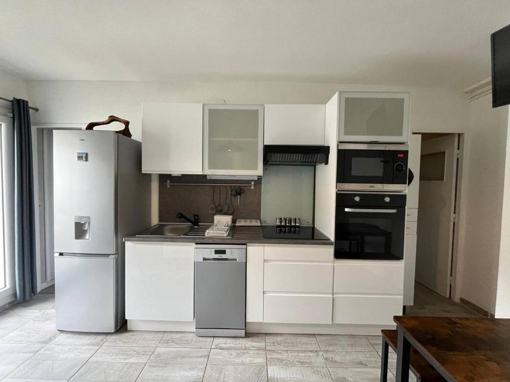 Appartement lumineux 2 pièces avec parking, idéal pour séjour en montagne - 4