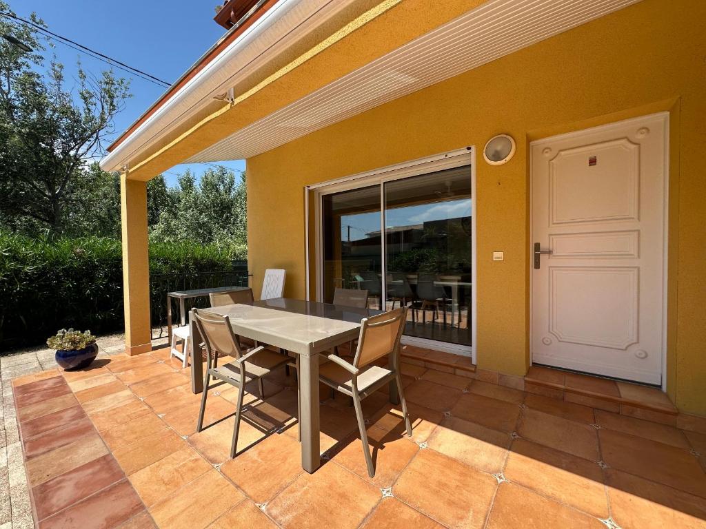 Charmant Pavillon T3 avec Jardin et Piscine à Valras-Plage - FR-1-781-107 - 3