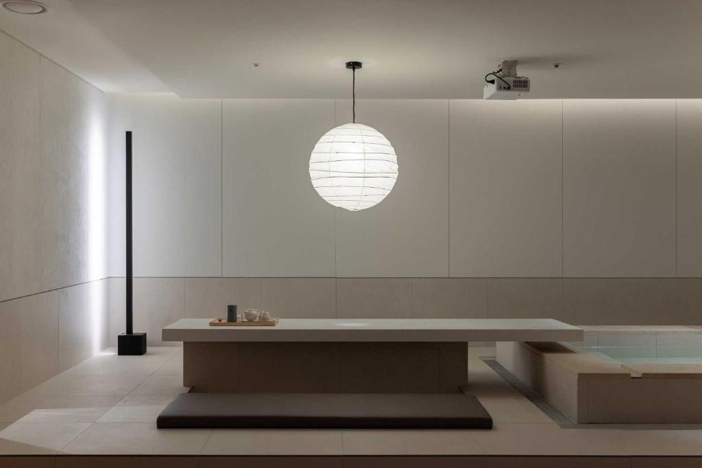 온도 호텔 스파 또는 객실 욕조 이미지