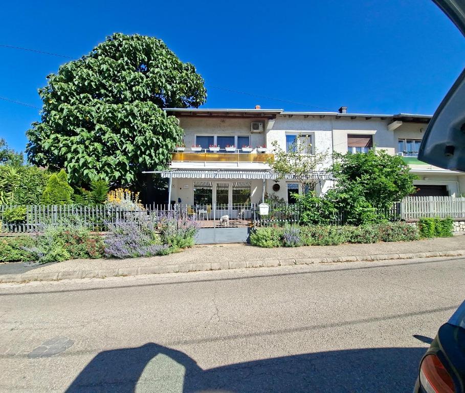 Sirokkó Apartman, Balatonfüred