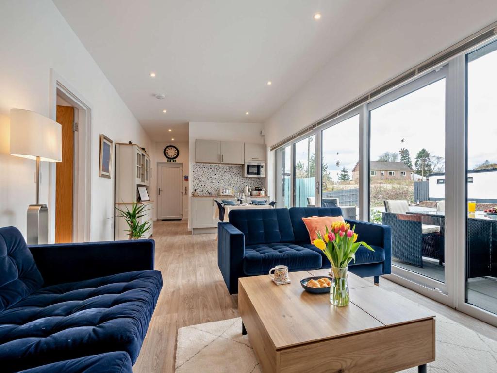 2 Bed in Oban 94035, Oban