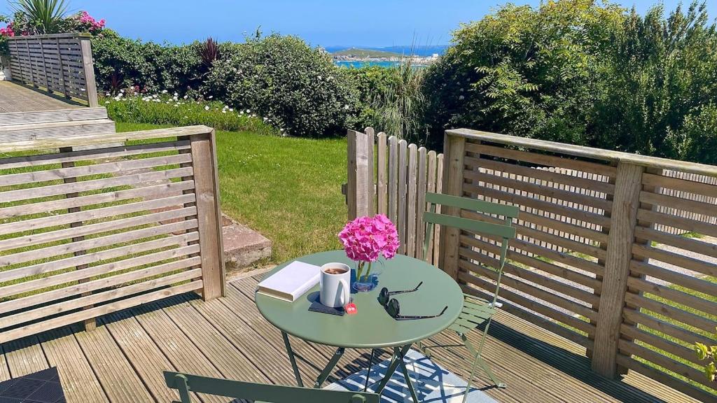 Sea view Studio by Fistral Beach, Newquay