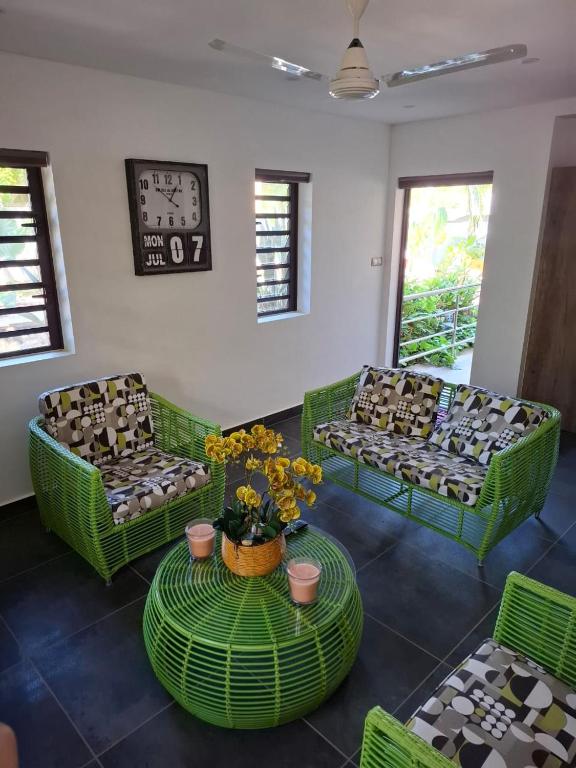 Marabunta studio, Mauritius